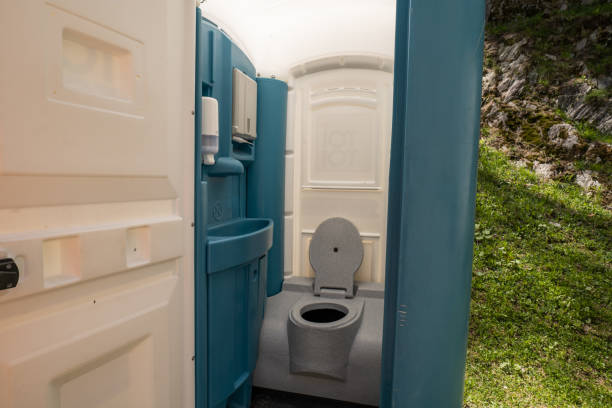 Best Construction site porta potty rental  in Ravena, NY